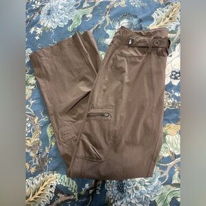 The North Face Women’s Hiking Cargo Pants Size 6 Tech Fabric Pockets Workwear